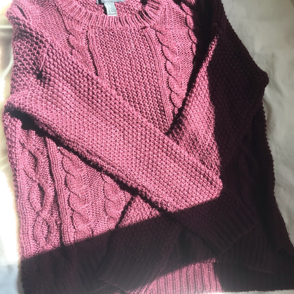 Maroon sweater